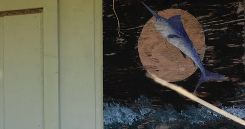 Abandoned store sign Stockbeeldmateriaal 128548670