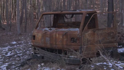 Abandoned vehicle 스톡 동영상 137640601