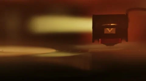 ABBEY ROAD CIRCA 2013: Close up pano of a record player playing a vinyl Stock-Footage 40770973