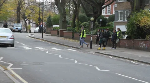 Abbey Road LS Video stock 33422237