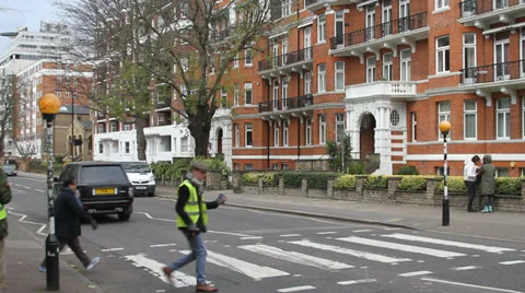 Abbey Road posing Video stock 33422263