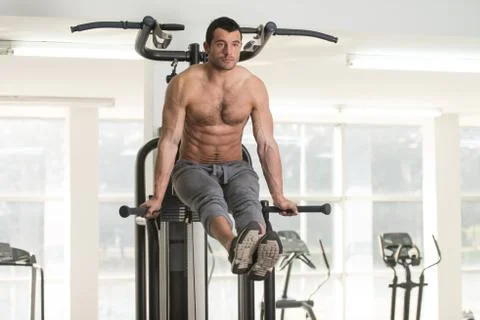 Abdominal Exercise on Parallel Bars Foto stock