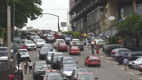 Abidjan City traffic. 스톡 동영상 282372575