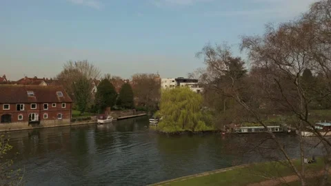 Abingdon, rising shot Stock Footage 151742570