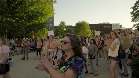 Abortion Rights Protests at State Capitol Видео 198613085
