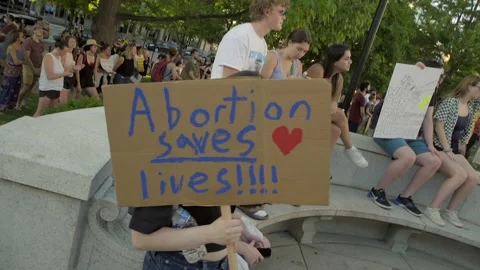 Abortion Rights Protests at State Capitol Видео 198624941