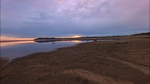 Above a beautiful lake Vidéo 46458071