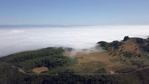 Above the clouds 21 動画素材 140028909