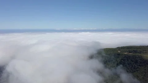 Above the clouds 24 動画素材 140029147