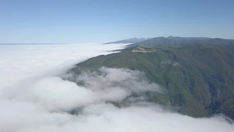 Above the clouds 36 動画素材 140403178