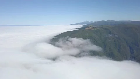 Above the clouds 38 動画素材 140403186