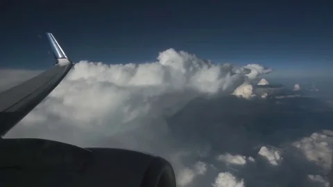 Above the clouds Video stock 74272403