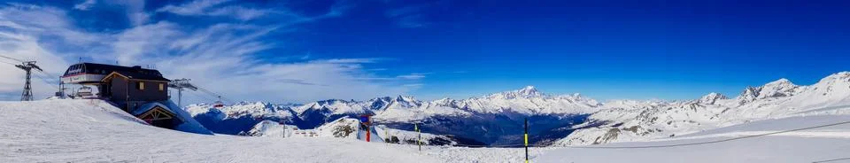 Above the clouds. Panoramic view over Mont Blanc Stock Photos