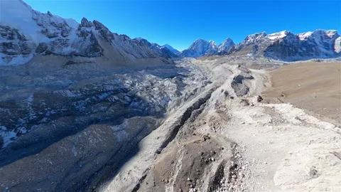Above Khumbu Icefall 動画素材 201211539