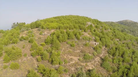 Above the Top of the Mountain 库存影片 63352879