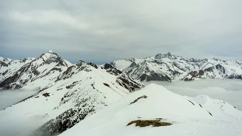 Above the winter clouds time lapse Видео 126931213