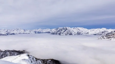Above the winter clouds time lapse Видео 126933648