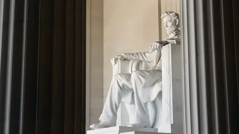 Abraham Lincoln statue inside the Lincoln Memorial with slight zoom in  Stock Footage 186172659