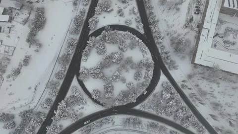 Abstract aerial winter roundabout geometry in light fog Video stock 328929532