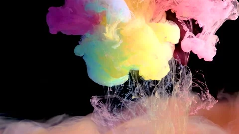 Abstract artwork with colored paints. fluid paints create waves in the water. Vídeo Stock 152599846