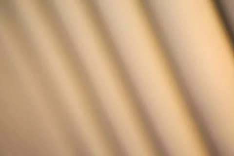 Abstract Beige and Tan Diagonal Stripes Blurred Background, Minimalist Soft.. 库存照片