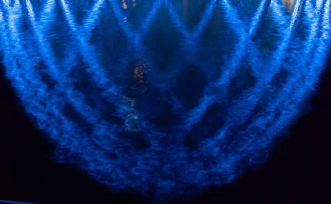 Abstract blue background, lights reflections on the water. Foto stock