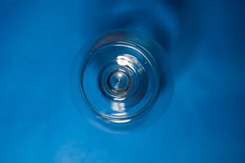 Abstract blue background with lots of light spots Stockfoto's