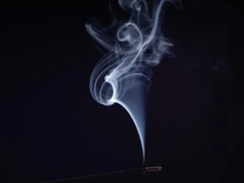 Abstract cloud of white smoke isolated on black background, close up view 스톡 사진