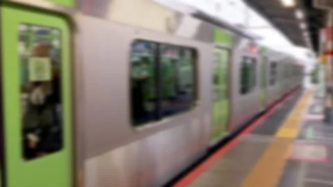 Abstract defocus of Train closing the door and leave the station  Video stock 187737609