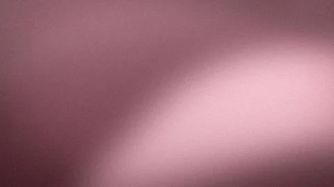 Abstract grainy blur texture with pink mauve and purple gradient for 4K wal.. Ilustración de archivo