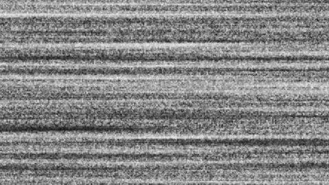 Abstract horizontal lines moving slowly creating a grainy textured backgrou.. 動画素材 331530978
