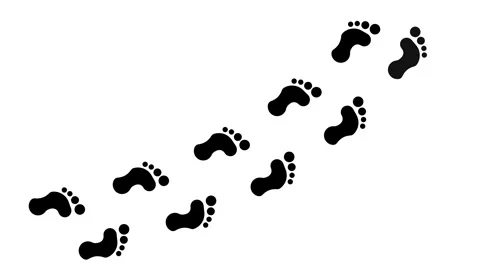 Abstract human shoes footstep walking animation. Black color footprints sho.. 스톡 동영상 336881593