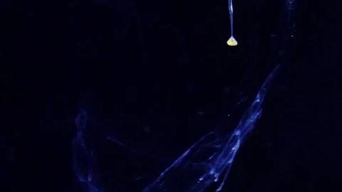 Abstract Liquify Flow – Vibrant Fluid Art Background Video stock 316384550