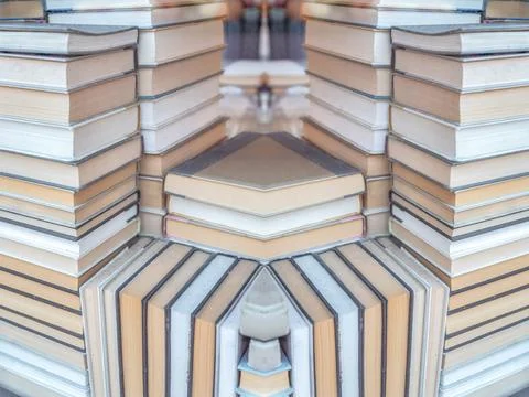 Abstract mirrored background Stack of books near the Fisherman's Wharf in S.. Foto stock