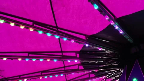 Abstract Neon LED Lights on Geometric Pink Structure Vídeos de archivo 333489685