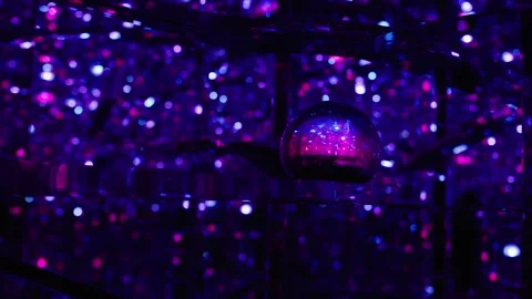 Abstract Pulsing Lights and Moving Glass Orbs Background Видео 333446025