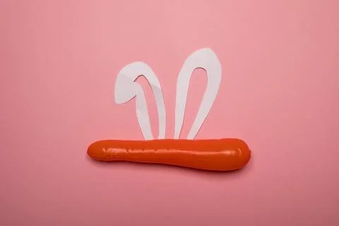 Abstract rabbit on the pink background. Foto stock