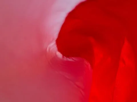Abstract Red Fabric with Soft Lighting and Delicate Texture Details Stockfoto's