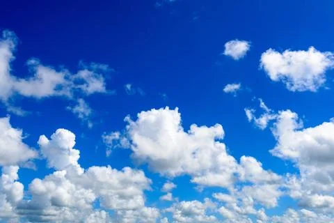 Abstract sky cloud realistic abstract sky with white clouds background Cop... Foto stock