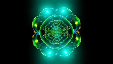 Abstract strobe lights and changing forms in seamless video background Stockbeeldmateriaal 326871008