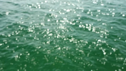 Abstract Sunlight Reflections on Gently Moving Seawater Vidéo 341081714