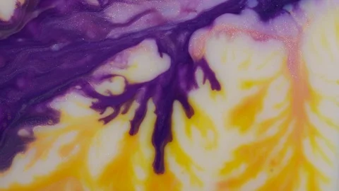 Abstract texture flowing in chaotic. Fluid art painting. Stock Footage 124259362