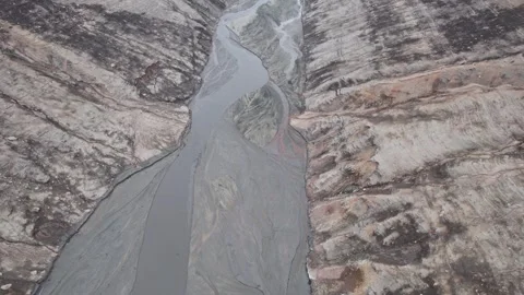 Abstract textures on the drained reservoir floor at Vidraru Dam, Romania 스톡 동영상 333266536
