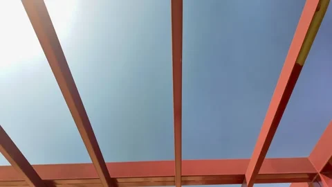 Abstract Upward View Through Red Steel Pergola, São Paulo Vídeos de archivo 334722183