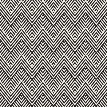 Abstract ZigZag Parallel Stripes. Vector Seamless Pattern. Repeating Monochrome イラスト素材