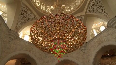 Abu Dhabı most populer place for holiday and luxury life style Stock Footage 128940615