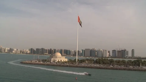 Abu Dhabı most populer place for holiday and luxury life style Stock Footage 128945558