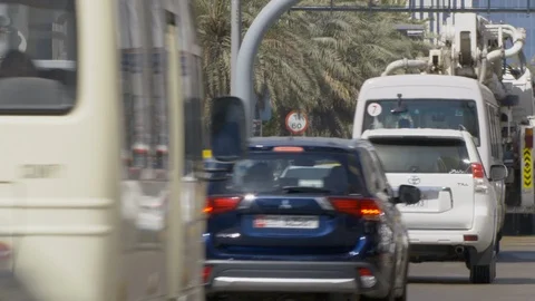 Abu Dhabi timelapse traffic stop Stock Footage 93342167