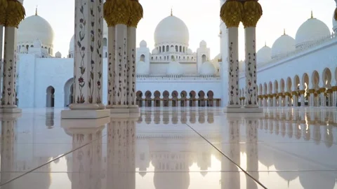 Abu Dhabi, UAE - Sheikh Zayed Mosque by Sunset Video stock 140792192
