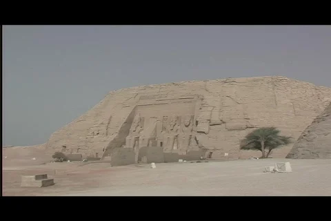 Abu simbel complex exterior pan Stock Footage 591625